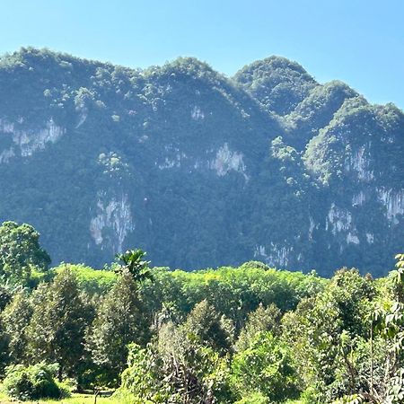 Khaosok Secret Hostel Khao Sok National Park Exteriör bild