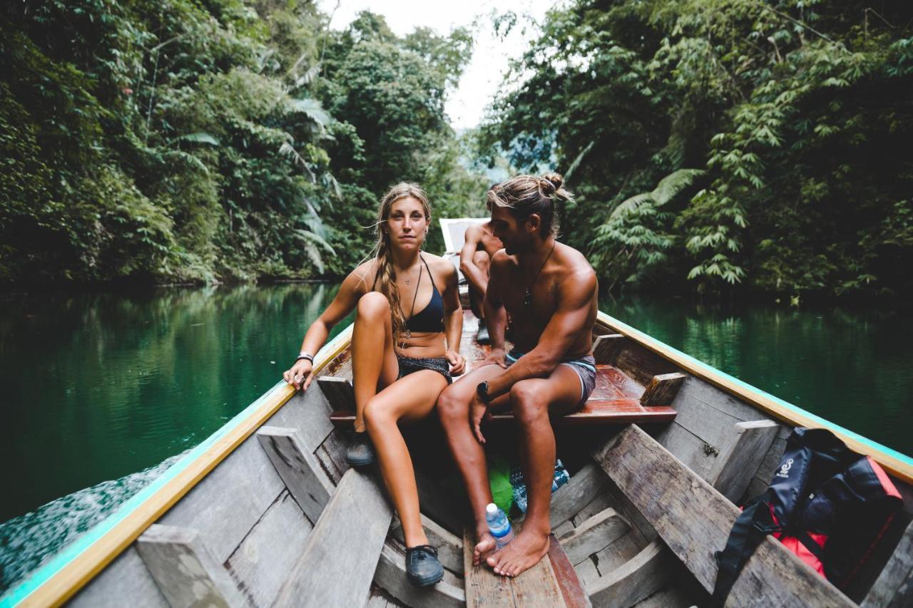 Khaosok Secret Hostel Khao Sok National Park Exteriör bild