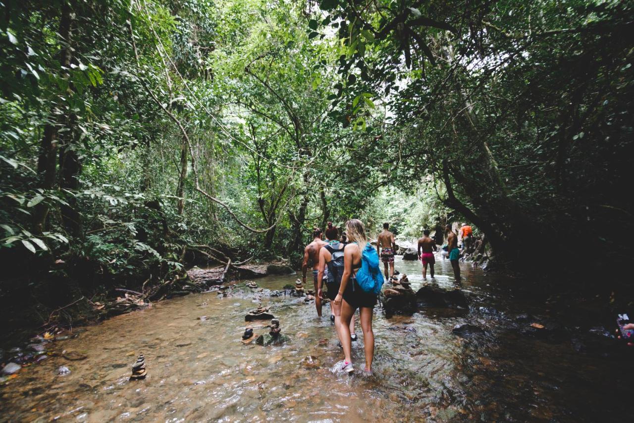 Khaosok Secret Hostel Khao Sok National Park Exteriör bild