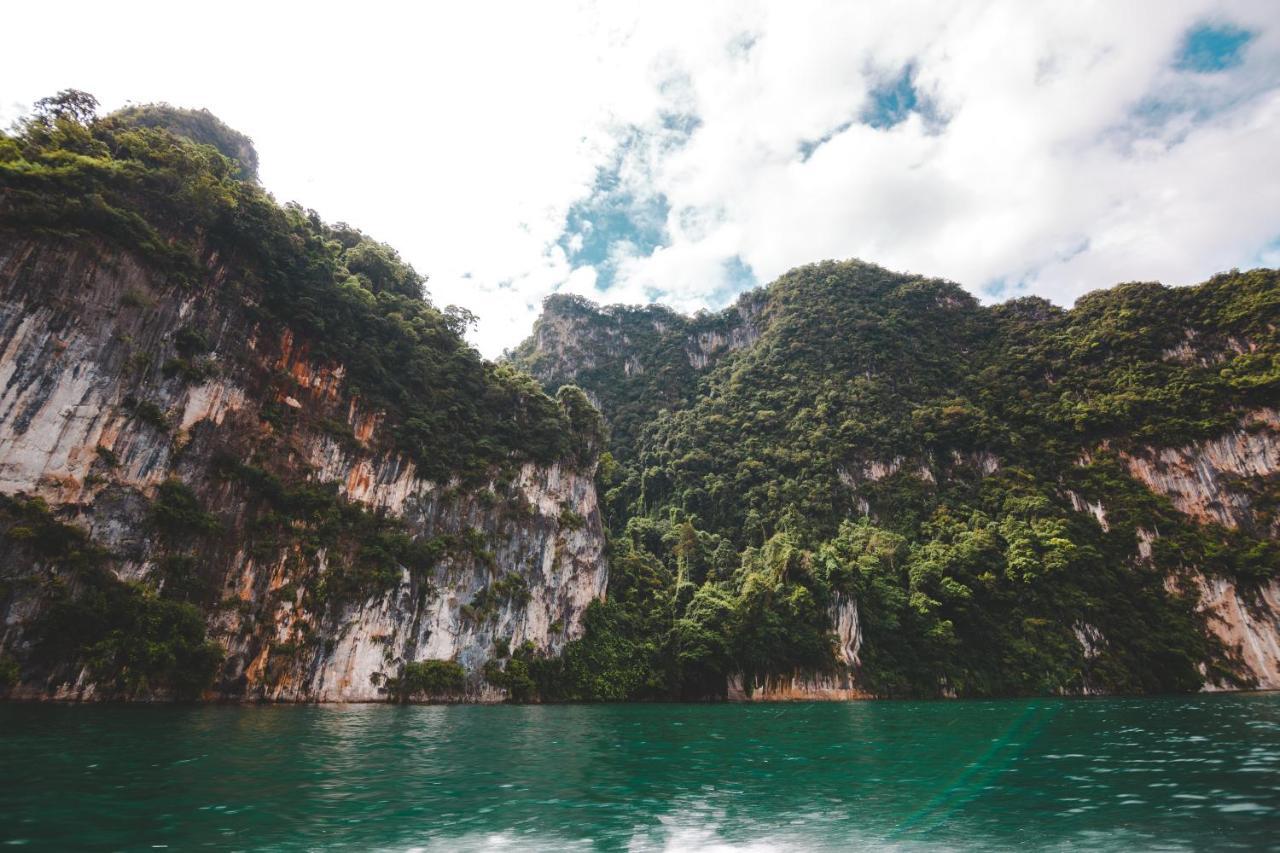 Khaosok Secret Hostel Khao Sok National Park Exteriör bild